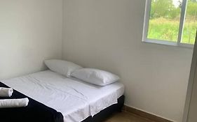 Hospedaje Muy Cerca A Ukumari,Consota Y Expofuturo